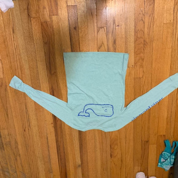 Vineyard vines long sleave - Picture 2 of 2